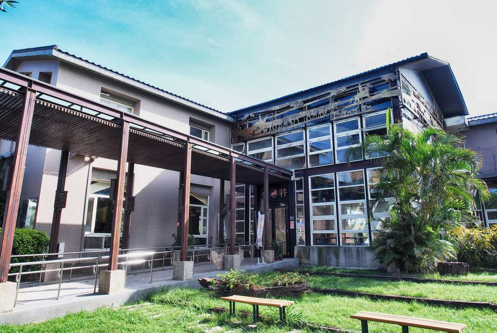 【拼圖旅遊】金門戰地牛肉吃到飽~金牪餐廳、畜試所酒糟牛料理！